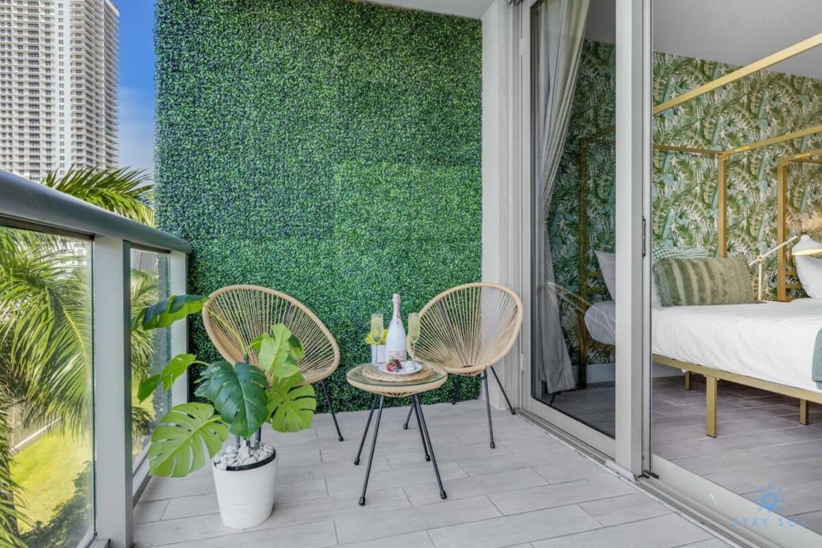 Holiday home Tropical - Balcony - Resort, Pool - Gym Hallandale Beach